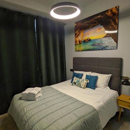 Alma De Malaga 2Br Stay With Art History & Comfort In The Heart Of The City Málaga Extérieur photo