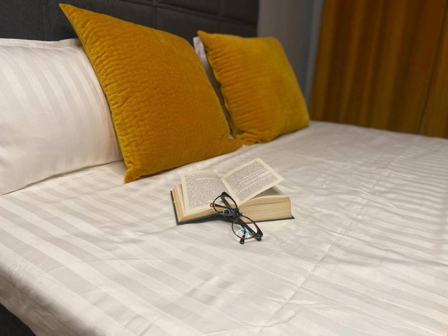 Alma De Malaga 2Br Stay With Art History & Comfort In The Heart Of The City Málaga Extérieur photo