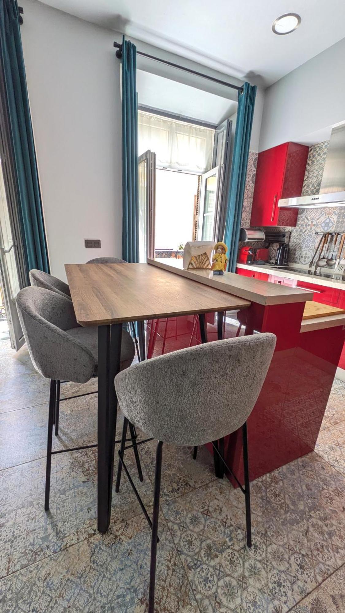 Alma De Malaga 2Br Stay With Art History & Comfort In The Heart Of The City Málaga Extérieur photo