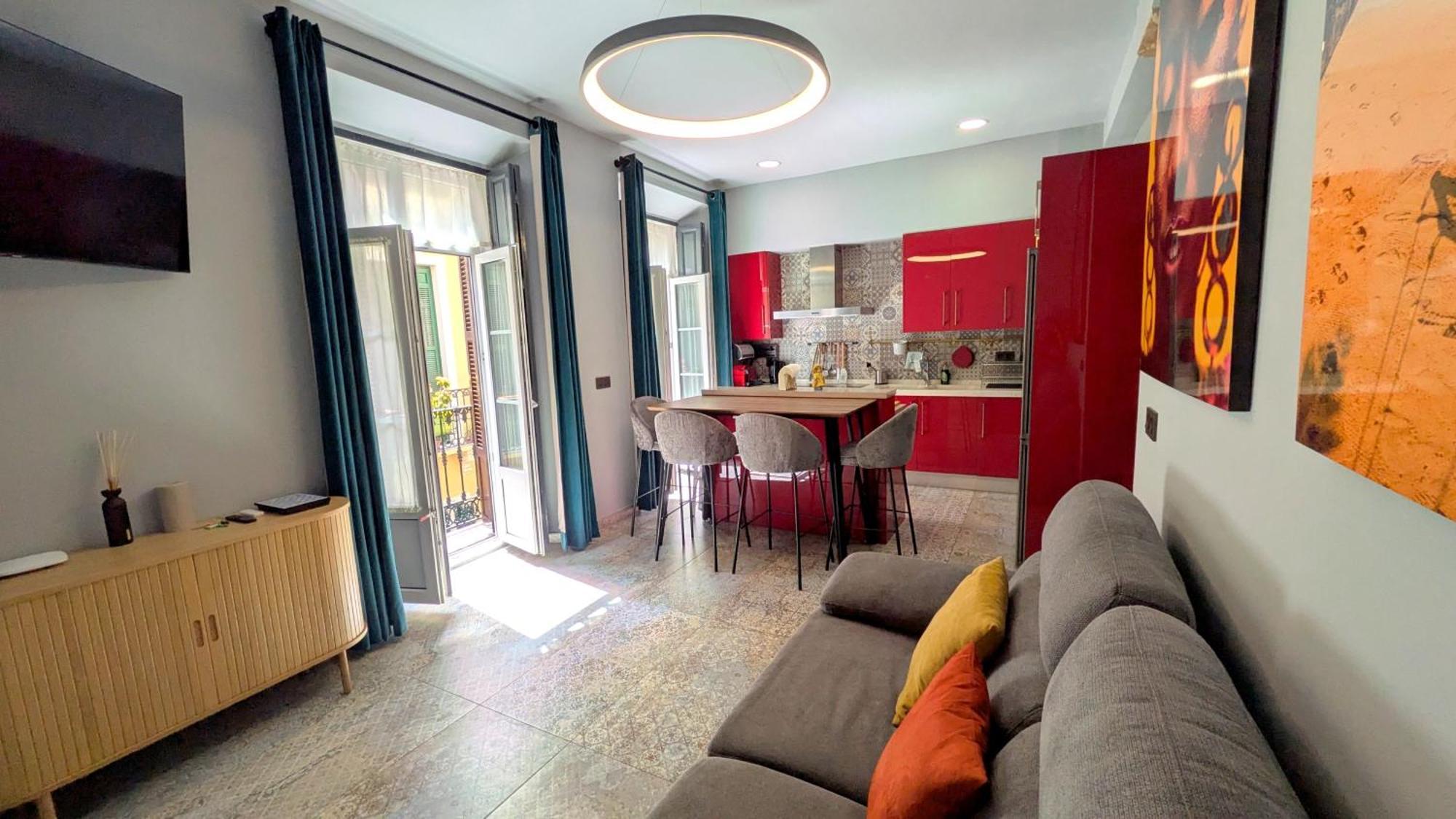 Alma De Malaga 2Br Stay With Art History & Comfort In The Heart Of The City Málaga Extérieur photo